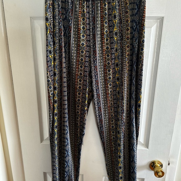 Patterned Multicolor Pants - Picture 3 of 3